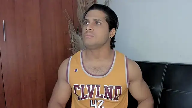 Evansdark1 online show from 10/29/25, 01:26