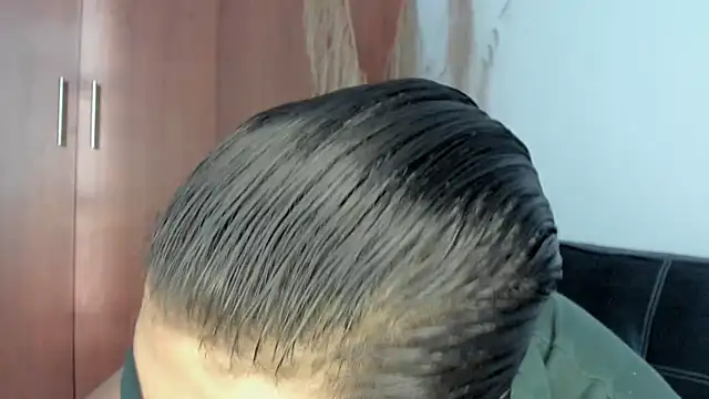 Evansdark1 online show from 12/03/25, 09:47