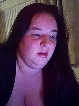 Snapshot of Curvaceouscarla chatting on 10/06/25, 08:20 Curvaceouscarla online show from 10/06/25, 08:20