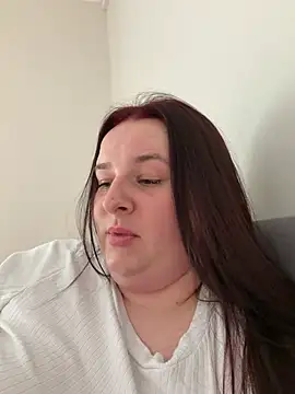 Snapshot of Curvaceouscarla chatting on 07/01/26, 12:38 Curvaceouscarla online show from 07/01/26, 12:38