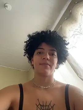 CamillyBlum online show from 11/24/25, 04:40