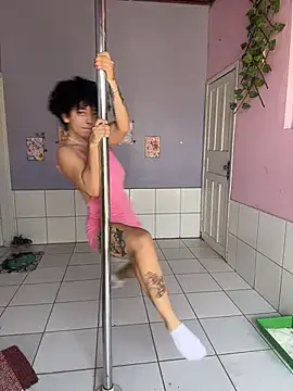 CamillyBlum online show from 11/01/25, 04:01