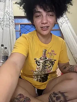 CamillyBlum online show from 11/17/25, 10:25