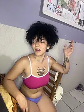 CamillyBlum online show from 11/10/25, 09:03