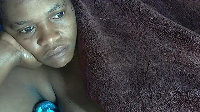 Snapshot of sexythae32 chatting on 09/23/25, 02:29 sexythae32 online show from 09/23/25, 02:29