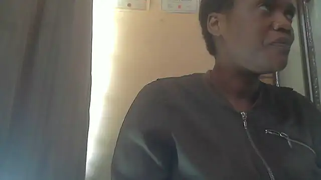 sexythae32 online show from 12/23/25, 08:02