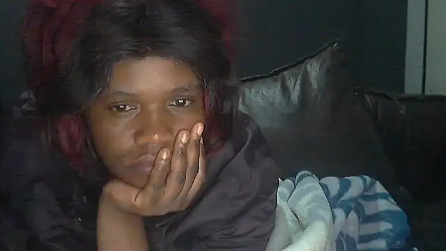 sexythae32 online show from 11/17/25, 08:35