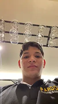 RobinLenoxx online show from 11/13/25, 12:14