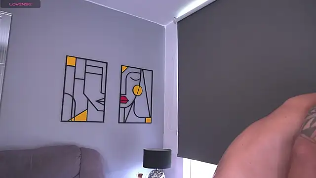 tyler muscle1 online show from 11/21/25, 05:56