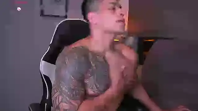 tyler muscle1 online show from 10/22/25, 01:16