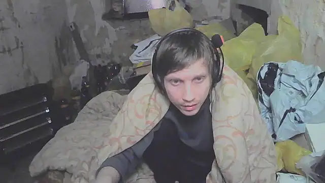 Snapshot of makarov1993 chatting on 04/30/26, 05:47 makarov1993 online show from 04/30/26, 05:47