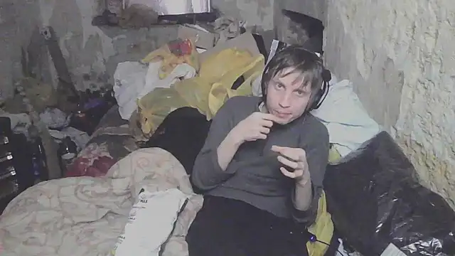 Snapshot of makarov1993 chatting on 04/06/26, 06:31 makarov1993 online show from 04/06/26, 06:31
