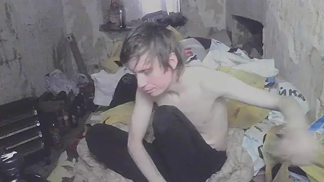 Snapshot of makarov1993 chatting on 05/23/26, 11:20 makarov1993 online show from 05/23/26, 11:20