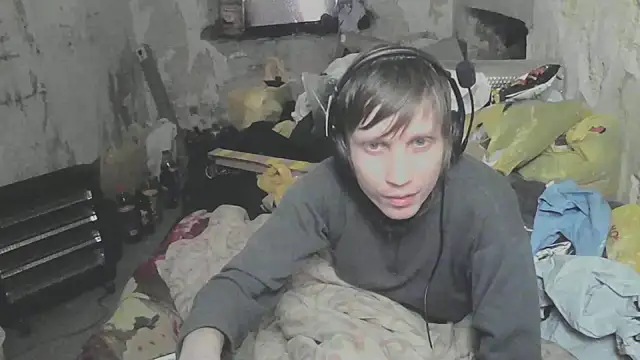 Snapshot of makarov1993 chatting on 05/01/26, 09:03 makarov1993 online show from 05/01/26, 09:03