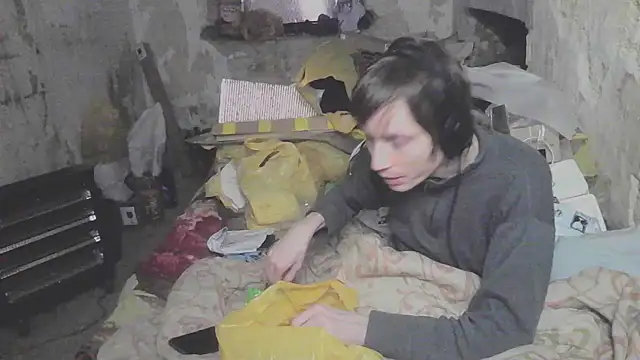 Snapshot of makarov1993 chatting on 04/24/26, 02:24 makarov1993 online show from 04/24/26, 02:24