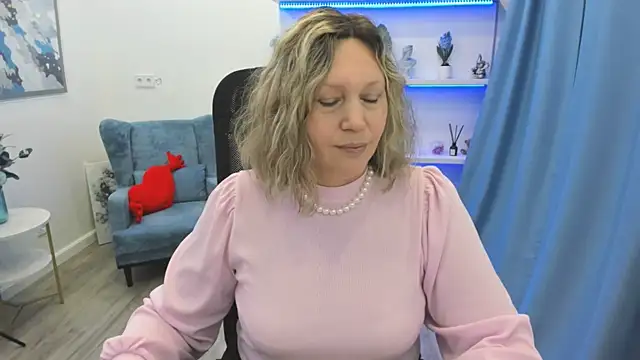 NinaStarle online show from 05/02/26, 04:28