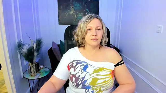 NinaStarle online show from 05/20/26, 04:31