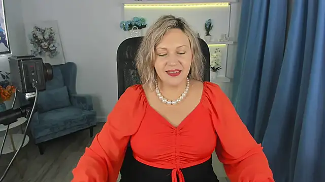 Snapshot of NinaStarle chatting on 11/29/25, 04:23 NinaStarle online show from 11/29/25, 04:23