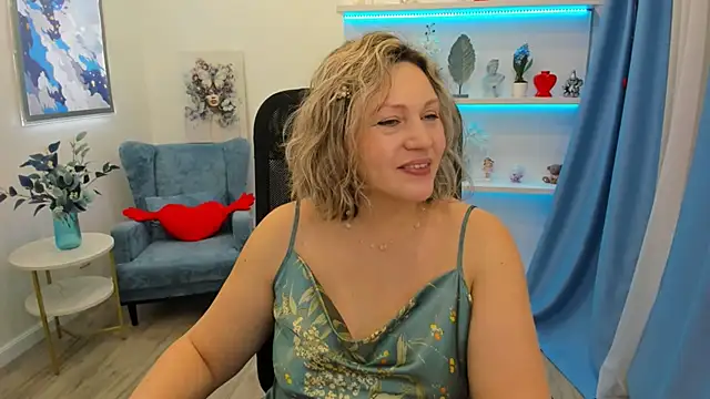 NinaStarle online show from 03/11/26, 04:39