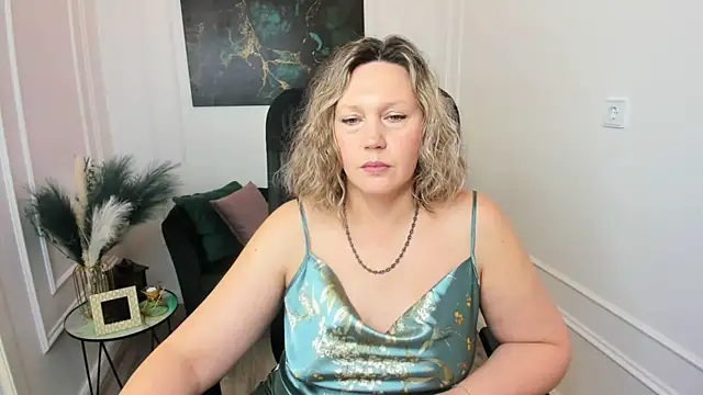 NinaStarle online show from 04/12/26, 08:28