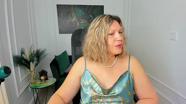 NinaStarle online show from 04/26/26, 04:21