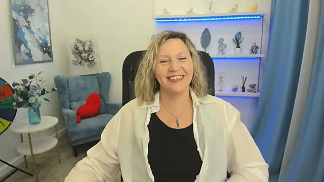 NinaStarle online show from 04/19/26, 11:33
