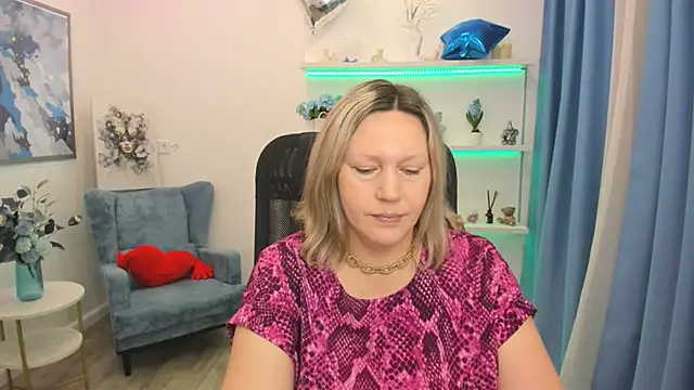 NinaStarle online show from 04/23/26, 04:30