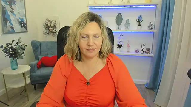 NinaStarle online show from 05/05/26, 12:52
