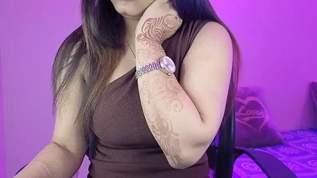 BABY RANI  online show from 05/17/26, 04:56