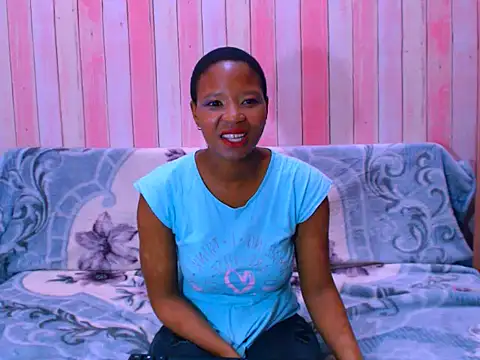 Snapshot of ebonyfirexx chatting on 09/23/25, 06:42 ebonyfirexx online show from 09/23/25, 06:42