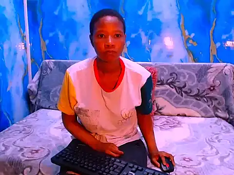 Snapshot of ebonyfirexx chatting on 09/29/25, 06:31 ebonyfirexx online show from 09/29/25, 06:31