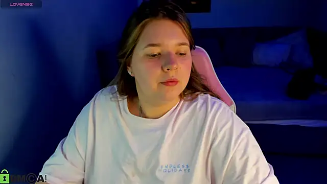 Chloee White online show from 09/29/25, 06:53