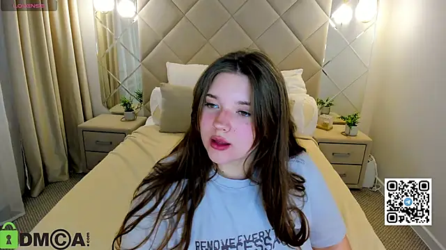 Chloee White online show from 10/09/25, 11:49