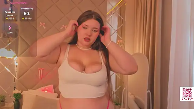 Chloee White online show from 07/17/26, 08:55