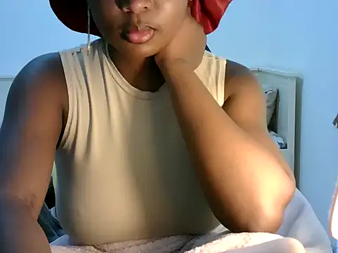 zoe215 online show from 05/20/26, 12:57