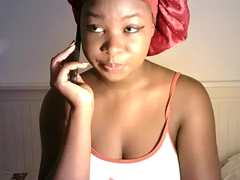 Snapshot of zoe215 chatting on 06/30/26, 10:26 zoe215 online show from 06/30/26, 10:26