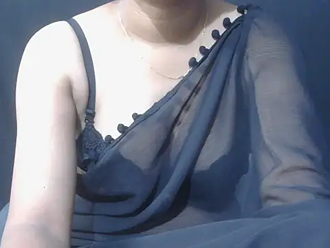 Snapshot of Priyanka_rao chatting on 11/07/25, 12:42 Priyanka rao online show from 11/07/25, 12:42