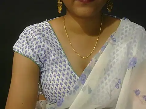 Snapshot of Priyanka_rao chatting on 04/02/26, 04:35 Priyanka rao online show from 04/02/26, 04:35