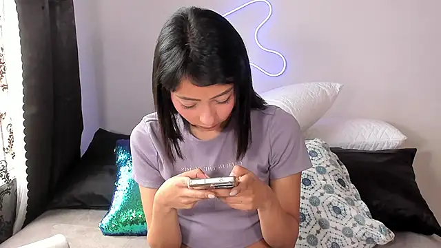 Londonttipton online show from 02/27/26, 07:24