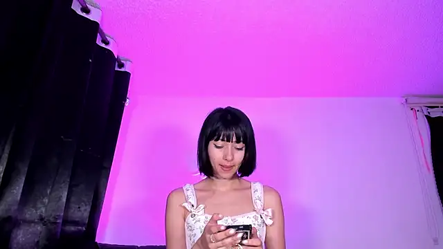 Londonttipton online show from 11/11/25, 01:55