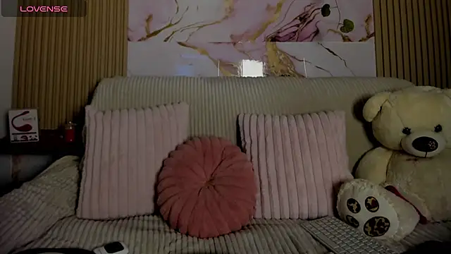 Aliice1  online show from 07/02/26, 03:56