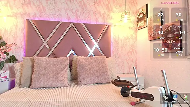 Aliice1  online show from 11/07/25, 07:29