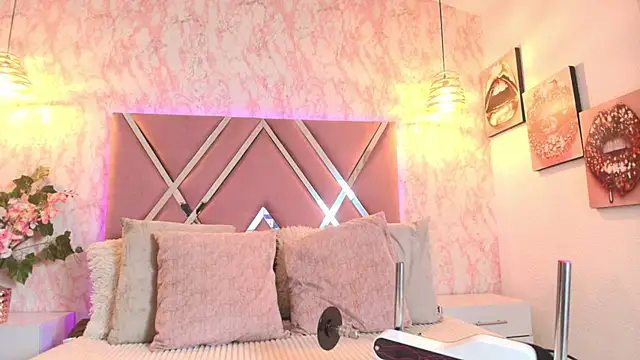 Aliice1  online show from 11/15/25, 09:30