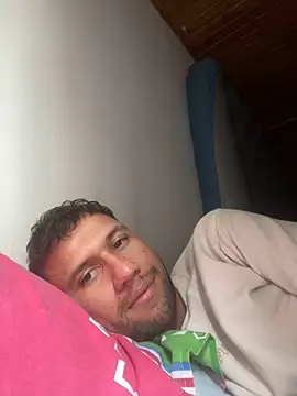 Michaell Spinelly online show from 10/11/25, 04:41