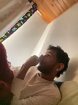 Michaell Spinelly online show from 09/17/25, 05:04