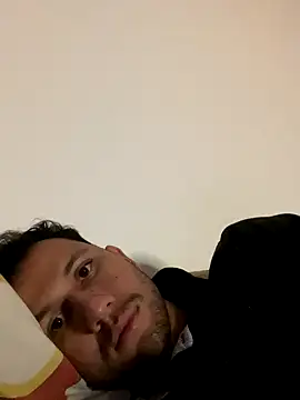 Michaell Spinelly online show from 10/26/25, 02:34