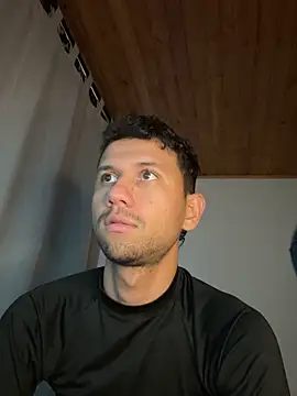 Michaell Spinelly online show from 10/22/25, 07:24