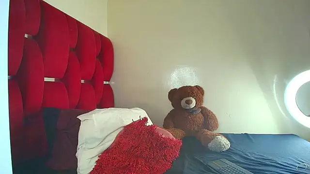 Camila hot ts online show from 01/08/26, 02:56