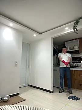 Manu0586 online show from 03/25/26, 01:39