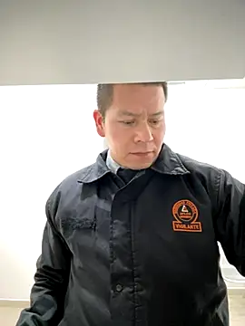 Manu0586 online show from 11/26/25, 11:38